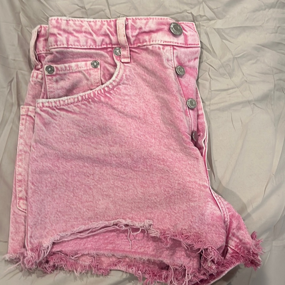 Zara size 6 pink jeans shorts